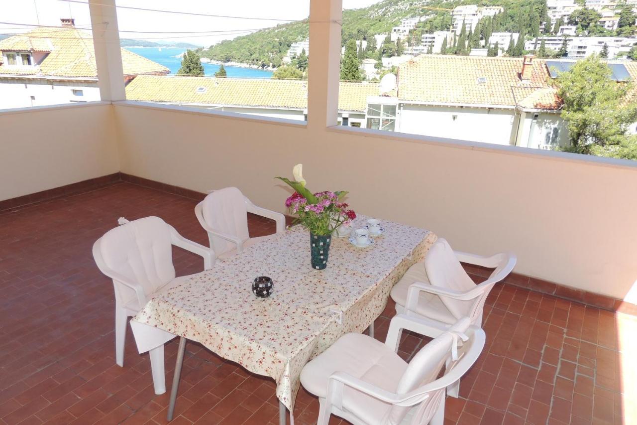 Hortenzia Apartment *